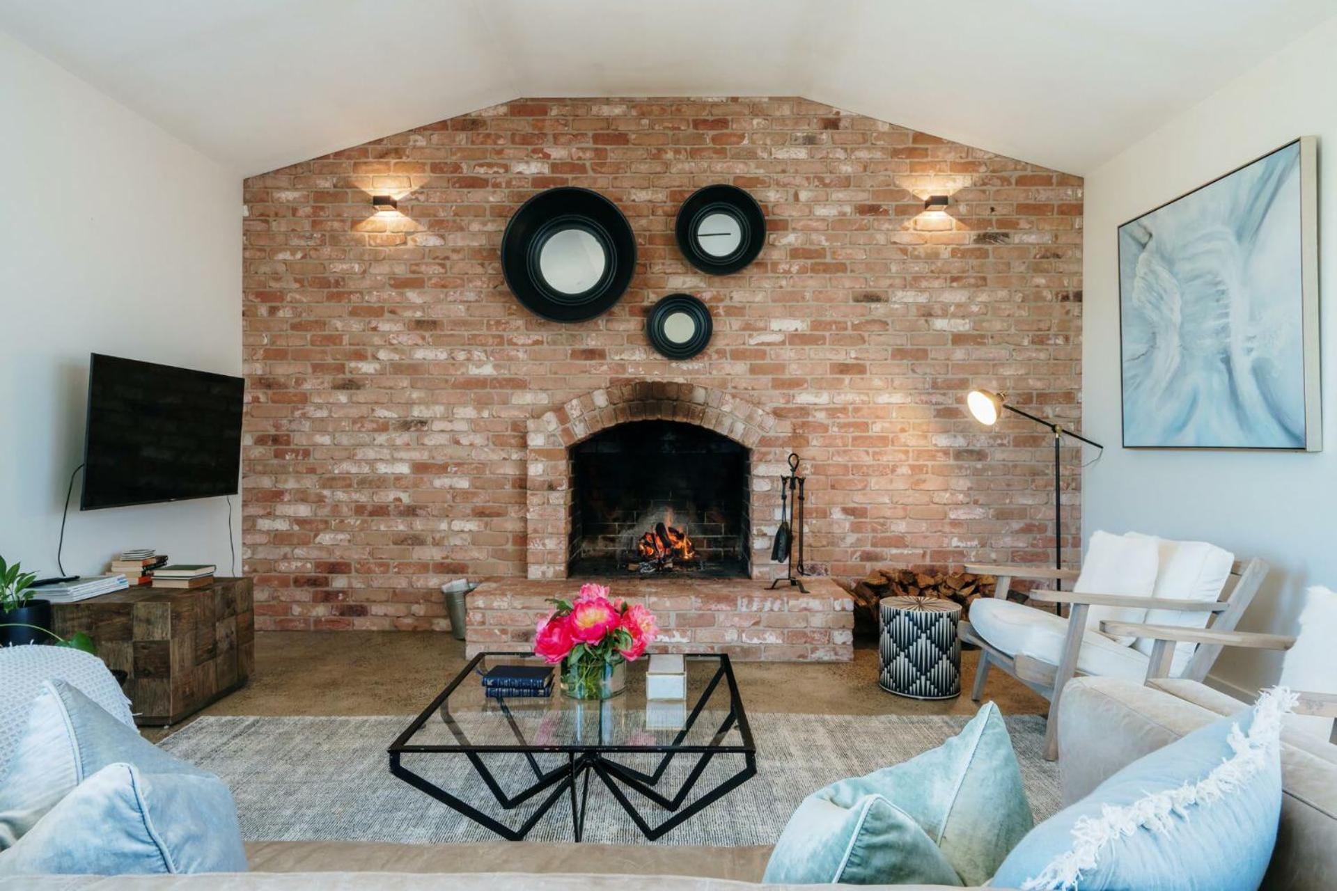 Embracing Evandale Villa Exterior photo